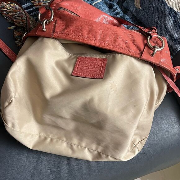 Coach coral/apple charm tote Leather handBag 14925 - Picture 6 of 12